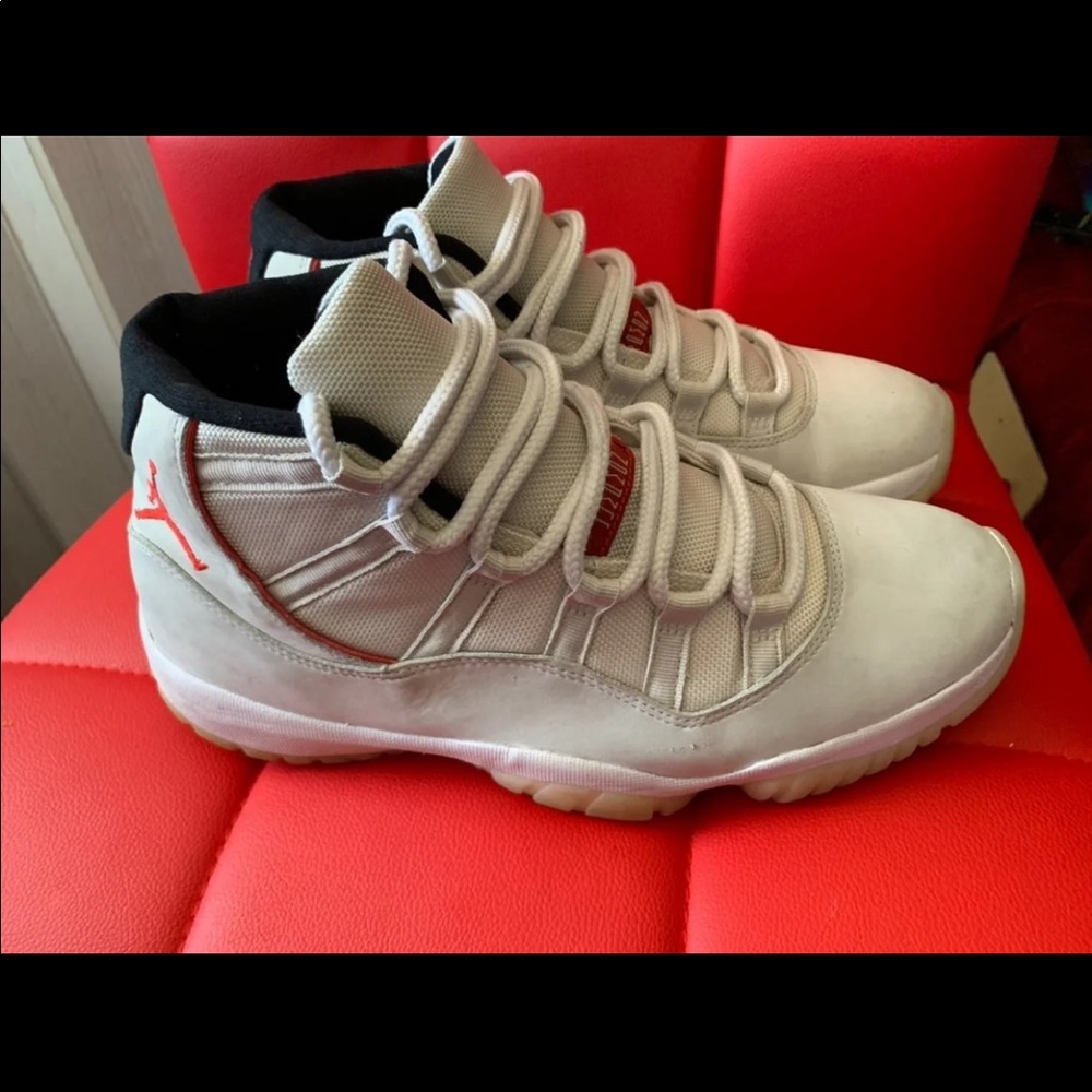 Jordan 11 Platinum Tints (PRICE IS FIRM)